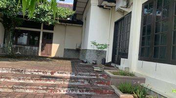 Gambar 5 Dijual rumah ditengah kota dengan view kota dan laut