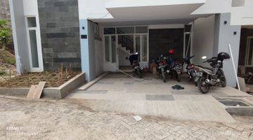 Gambar 5 Rumah di Jl Locari Dau, Depan Kampus UIN 3 Malang 2 Lantai SHM