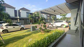 Gambar 1 Dijual Rumah 2 Lantai Siap Huni Bagus Semi Furnished di Summarecon Bandung, Kota Bandung