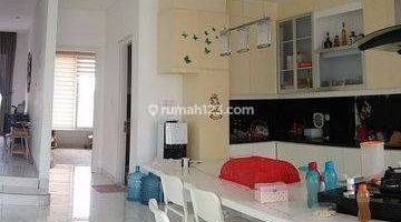 Gambar 3 Jual Rumah Modern Siap Huni 2 Lantai SHM Di Jakarta Barat