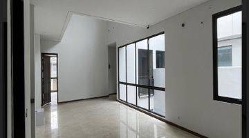 Gambar 1 Dijual Cepat Rumah di Kiyomi The Zora BSD City, BSD City