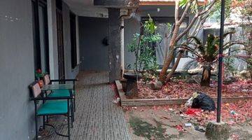 Gambar 3 Rumah Di Jalan Mandala, Cililitan