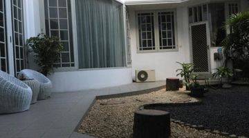 Gambar 2  Rumah Hook Hitung Tanah Bukit Gading Villa Kelapa Gading 