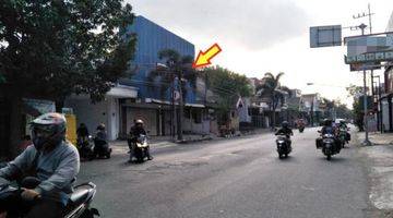 Gambar 2 RUKO EX DEALER MOTOR DI 0 JALAN RAYA KOTA KEDIRI LELANG