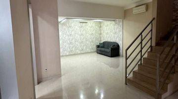 Gambar 3 For Rent Rumah 2 Lantai Belakang Mahaka Square @ Kelapa Gading