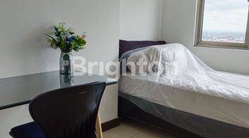 Gambar 4 Apartemen Furnished 3 Br Waterplace Pakuwon Indah