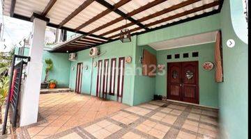 Gambar 1 Rumah Cantik 2lt Harga Bawah Pasar Siap Huni SHM di Cinere Cl 242