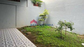 Gambar 2 Rumah 2 Lantai Bagus Unfurnished HGB di Kediri, Kediri