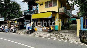 Gambar 3 Rumah Petukangan Utara Pesanggrahan Tepi Jalan Jakarta Selatan