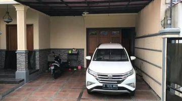 Gambar 4 Rumah Rawamangun: 2 Lantai, LT 174 m2, Bagus, Jalan 2 Mobil