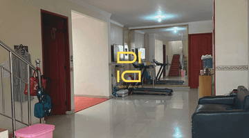 Gambar 5 Rumah Mewah 2 Lantai Full Furnished di Tebet Jakarta Selatan