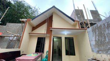 Gambar 2 Rumah Scandinavian Bonus Kanopi