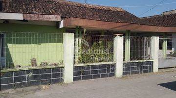 Gambar 1 Rumah di Depok Sleman , Yogyakarta Al 6890 