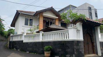 Gambar 1 RUMAH GAYA TROPICAL MODERN TANJUNG BARAT JAKARTA SELATAN