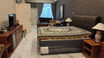 Gambar 1 Dijual Rumahcantik 2 Lantai Full Furnished Bagus 