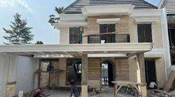 Gambar 2 Rumah 2 Lantai Furnished Dalam Cluster New Verania Yogyakarta