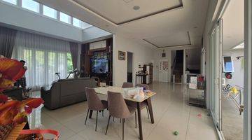 Gambar 4 Rumah Mewah Palm Hill Full Furnished