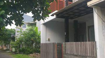 Gambar 1 Rumah 2 lantai Istimewa Terawat