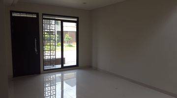 Gambar 5 Dijual Rumah The Eminent Precia Bsd