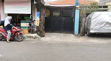 Gambar 4 DI JUAL RUMAH DAN KIOS