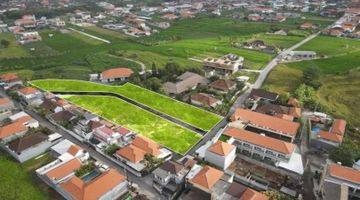 Gambar 3 Tanah Zona Kuning Dekat Pantai Berawa View Sawah