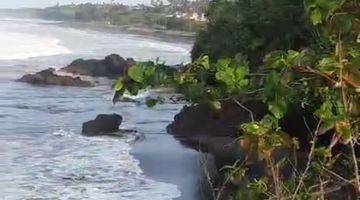 Gambar 2 Los Pantai Clif Front View Super Murah Di Bonian Beach Tabanan 