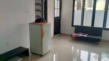 Gambar 3 Dijual Rumah Gading Serpong Sektor Vi, Semi Furnished