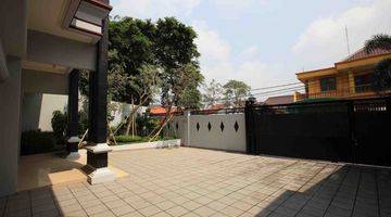 Gambar 5 Dijual Cepat, Rumah 2 Lantai Semi Furnished SHM di Kebon Jeruk, Jakarta Barat, Mewah, Termurah, Nego Tipis