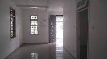 Gambar 3 Dijual Cepat Rumah Siao Huni Di Kota Wisata Cibubur