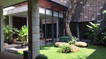 Gambar 2 Rumah Luxury Di Sayap Riau Siap Huni Bandung