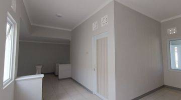 Gambar 2 Dijual Rumah Cantik Dikawasan Cluster, Area Gentan, Sukoharjo