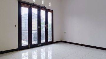 Gambar 4 Disewakan rumah duren tiga semi furnished siap huni