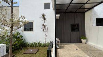 Gambar 1 Rumah Modern Tambahan Mezzanin + Rooftop Pertama kali Di Sidoarjo Rumah di Banjarsari SHM Baru Selatan