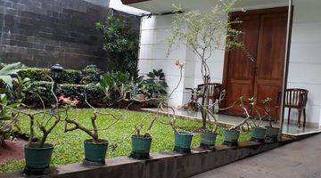 Gambar 1 Rumah mewah di Menteng lokasi dekat dengan rumah dinas Gurbernur