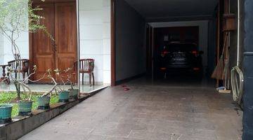 Gambar 2 Rumah mewah di Menteng lokasi dekat dengan rumah dinas Gurbernur