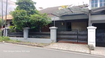 Gambar 1 Dijual Rumah 2 Lantai Nyaman di Pondok Kelapa Jakarta Timur 