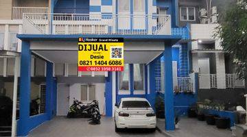 Gambar 1 Dijual Rumah Grand Wisata Siap Huni 2 Lantai 3+1 Kamar, Fasilitas Cluster Kolam Renang Dan Lapangan Olahraga 100 M Dari Mall Living World Grand Wisata Bekasi