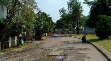 Gambar 5 Rumah 2 Lantai Di Perumahan Serpong Park Tangerang Selatan SHM