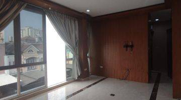 Gambar 1 Jual Rumah Minimalist Hoek Kelapa Gading Semi Furnished 