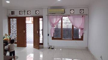 Gambar 3 Rumah Sunter 6*16m2,timur, 5kt Dan 3km ,2 Carport