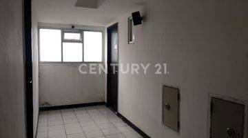 Gambar 4 Apartemen Sentra Timur Residence Pulogebang