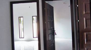 Gambar 5 Rumah 1 lantai (brand new), Simprug diPoris, tanah luas, harga bersahabat.