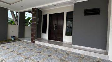 Gambar 5 Rumah modern elegan di Serpong the icon 