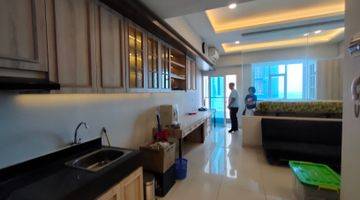 Gambar 2 Di jual cepat apartment Roseville depan teras kota