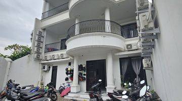 Gambar 1 Jarang Ada Rumah Kost di Griyaloka BSD City