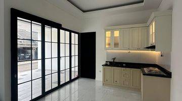 Gambar 3 HOT PROPERTY Rumah Baru Modern Classic di Nusaloka BSD City. JARANG ADA. 