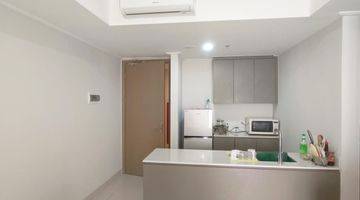 Gambar 1 Disewakan Apartemen Gold Coast Pantai Indah Kapuk, View Kolam Dan Laut