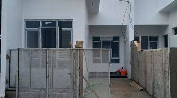 Gambar 1 Rumah Bagus di Harapan Indah, Bekasi B1123