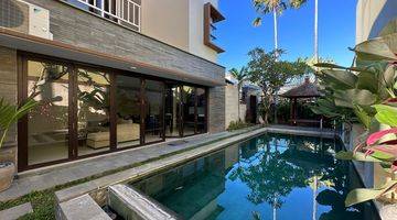 Gambar 1 Dijual Villa Modern Seminyak Bali