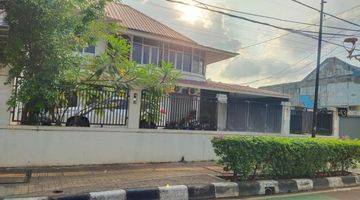 Gambar 5 Dijual Lelang Rumah Tempat Usaha Harga Murah Lokasi Ekseklusif Jl. Sisingamangaraja